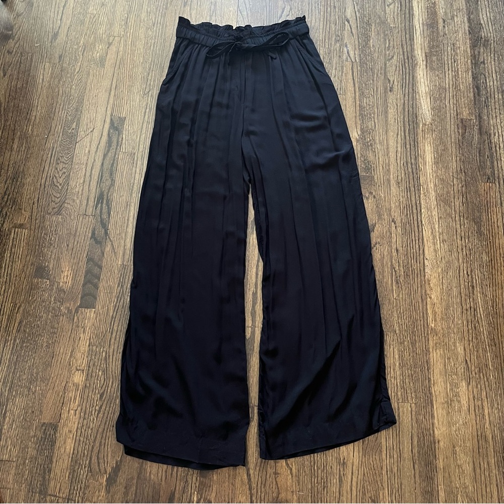 H&M black high rise wide leg pants - Picture 5 of 6